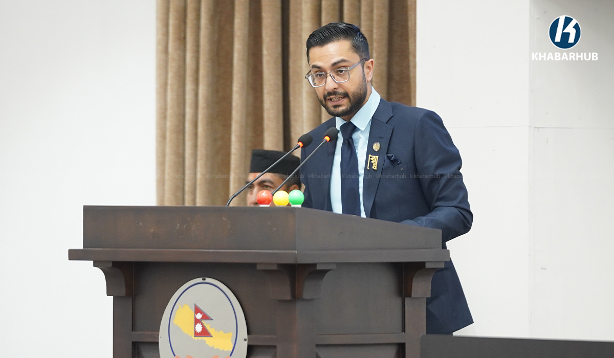 Govt preparing to revise national school curriculum, says Education Minister