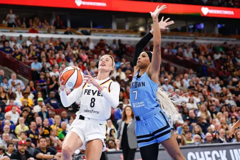 “Absolute Disgrace”: WNBA World Reacts to Pool Report Describing DiJonai Carrington and Sophie Cunningham Incident — football analysis, betting guide, bookmaker review and DRK2 promo code